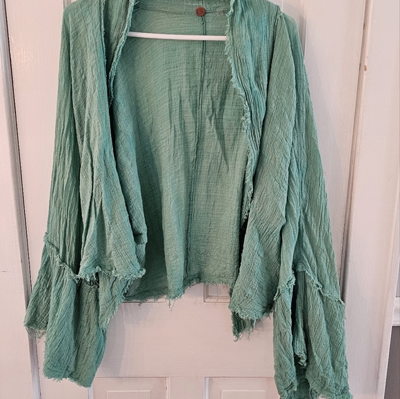 Free People One Azelea Kimono Size XS/S krinkle Cut Raw Edge - Picture 6 of 6